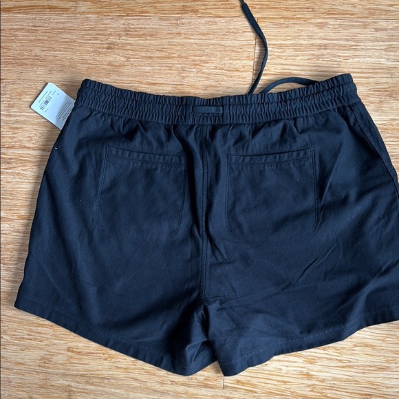 Athleta Black High Waist Shorts - Picture 3 of 3